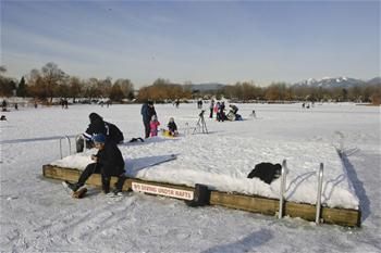 Trout Lake freezed to depth of 12 centimeters for 1st time in 20 years