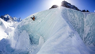 French adventurer enjoys skiing on ice slope