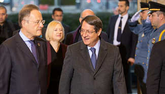 Cypriot community leaders arrive in Geneva for reunification talks