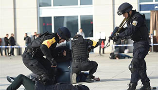 SWAT team attends bomb disposal drill in Hohhot