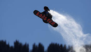 Highlights of women's Big Air Finals of Snowboard at universiade
