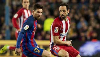 Barca hold Atletico to draw, book King's Cup final place