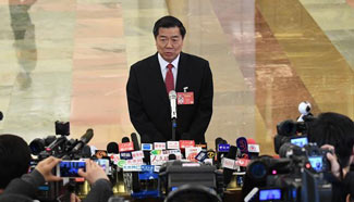 Ministers receive interviews before opening meeting of fifth session of 12th NPC