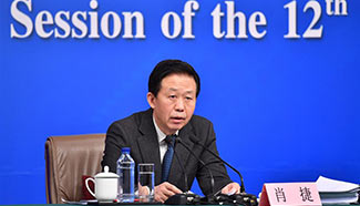 Finance minister meets press for 5th session of 12th NPC