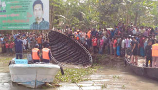 4 dead, 14 missing as boat sinks in Bangladesh river