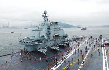 Chinese aircraft carrier formation opens for public to visit
