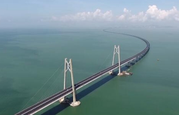 Workers build "the most difficult bridge" in 7 years