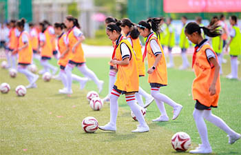 International summer camp of teenagers' football starts in Hohhot
