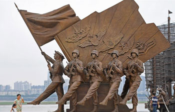 Sculpture plaza in E China marking PLA founding open to public