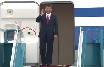 President Xi Jinping arrives in Vietnam for APEC summit