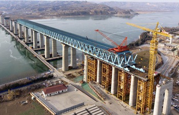 Construction of bridge linking Sanmenxia and Pinglu underway