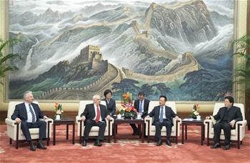 Vice chairman of China's NPC Standing Committee meets with Hungarian guests in Beijing