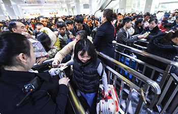 Passenger numbers expected to grow on last day of Lunar New Year holiday