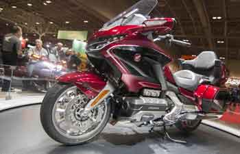 Newest products and technology showcased at Toronto Motorcycle Show