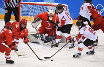 Canada thrash Russia 5-0 in women's ice hockey semi-final