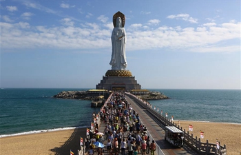 China's tourism revenue posts double-digit growth during holiday