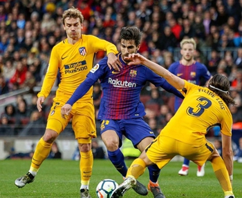 FC Barcelona beats Atletico Madrid 1-0 at Spanish league soccer match
