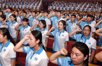 2,000 volunteers ready for SCO Qingdao summit