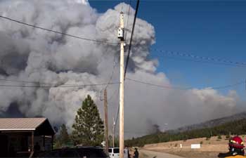 Raging fire in Colorado grows 40 percent as more homes evacuated