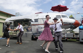 In pics: food truck turned from World War II DC-3 airplane in Los Angeles