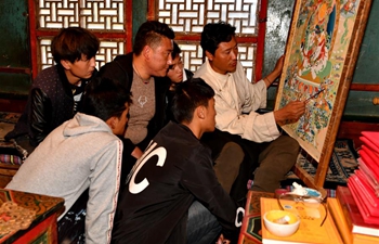 Tibet's Qiujiu Tangka Cooperative recruits children to help them get rid of poverty