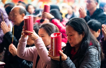 People pray for blessings on first day of Chinese Lunar New Year in Los Angeles