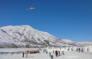 Kanas scenic spot in Xinjiang attracts lots of visitors during Spring Festival