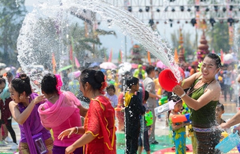 Annual Water Splashing Festival held in SW China's Yunnan