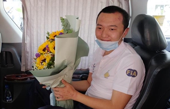 Feature: Hong Kong residents visit injured reporter, call for end of violence