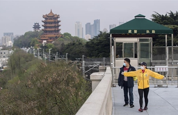 People's daily life gradually recovers in Hubei