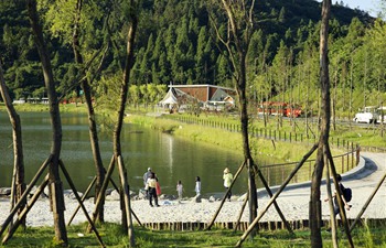 Tourists visit Nantianhu scenic resort in SW China's Chongqing