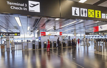 Vienna Airport sees decline in travelers in June