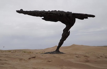 Third Desert Sculpture Int'l Creation Camp kicks off in Gansu