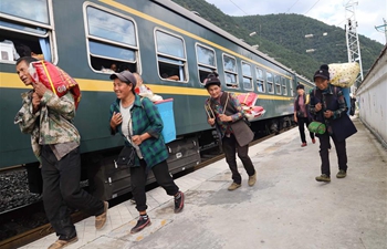 Railway brings hope of shaking off poverty to residents in mountainous areas