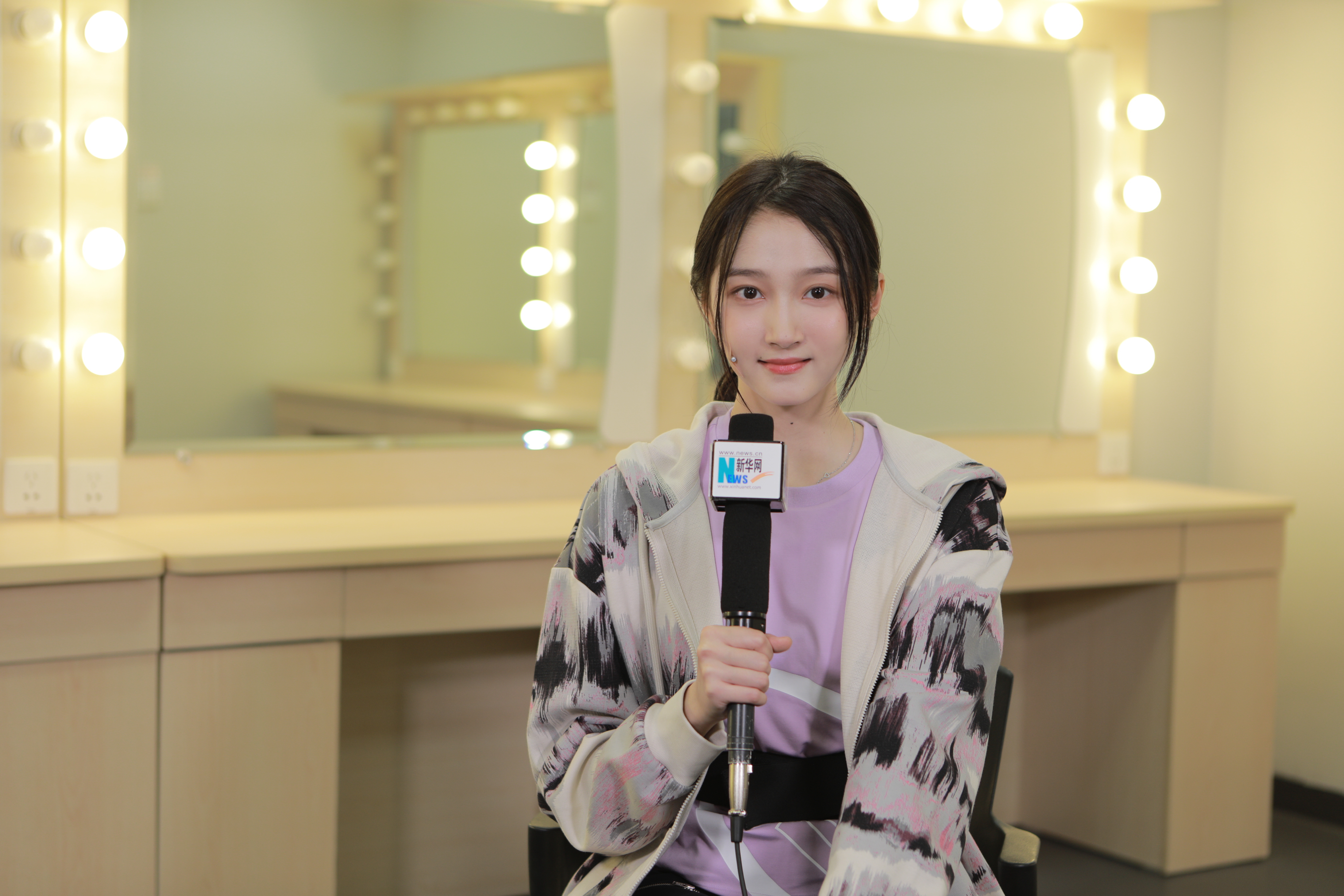 关晓彤:从文艺作品中吸取正能量通报给所有人