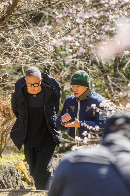 出道40年 梁朝伟首拍纪实短片袒露自己