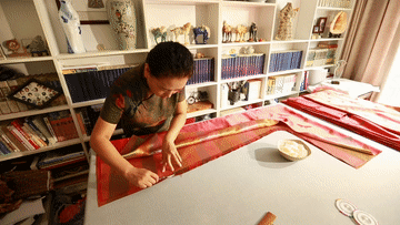 大美非遗｜巧手缝制华美旗袍