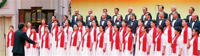 歌唱伟大祖国 奏响民族强音