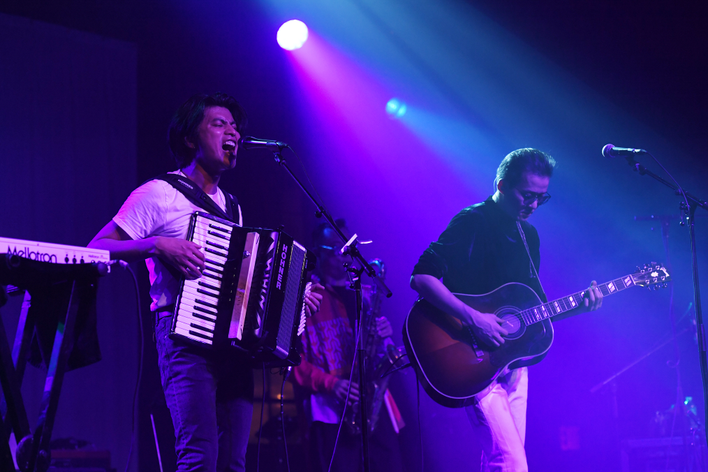 全球连线|“有朋自东方来”音乐节上岸纽大抵 掀起中国摇滚热潮