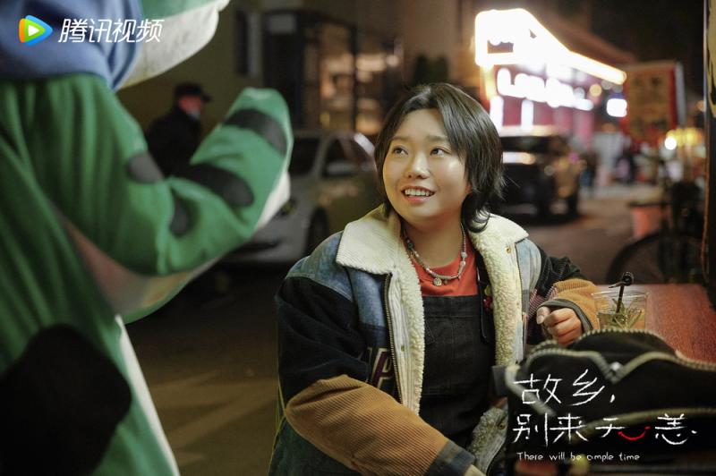 李雪琴史策等一众喜剧演员担纲主演，《故乡，别来无恙》冲破行业套路赢好评