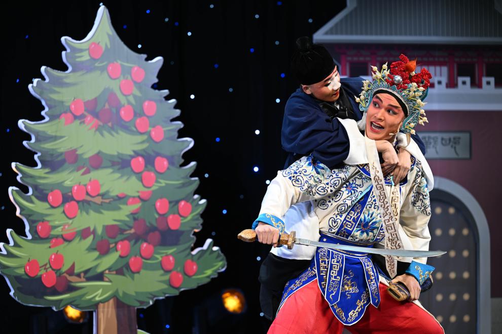 戏剧创新融合助推经典