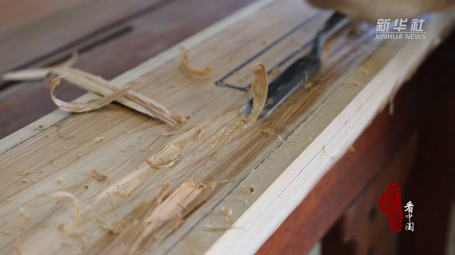 匠心斫制古琴 传承千年古音