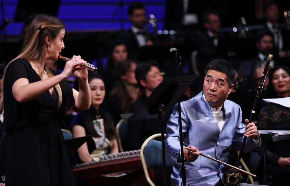 庆祝中法建交60周年暨中法文化旅游年开幕音乐会在巴黎举行