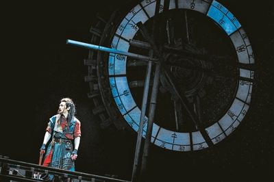 推理给情感让位:《长安十二时辰》明智的舞台转身