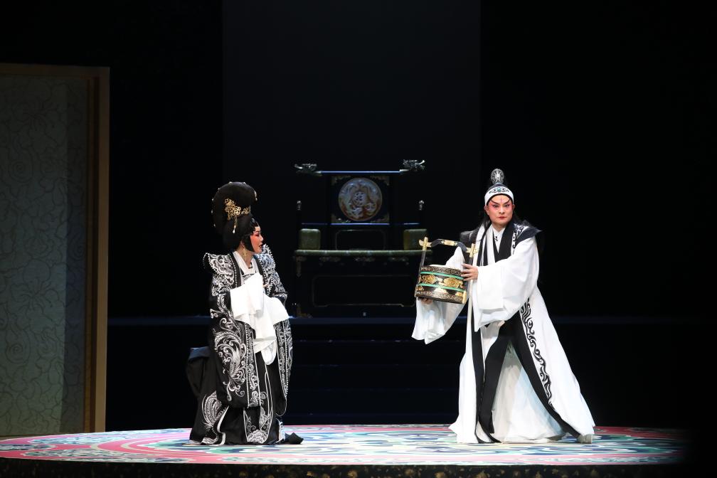 130岁三意社晋京演出秦腔《无字碑》