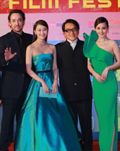 成龙约翰&middot;库萨克走红毯