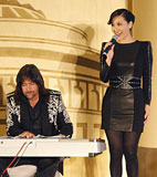 谭晶与罗伯特合作《天空》