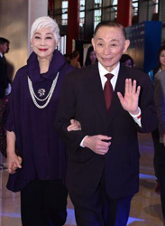 梅葆玖卢燕携手同行