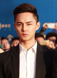 尹正干练有型英气逼人