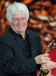 让&middot;雅克&middot;阿诺获最佳导演奖